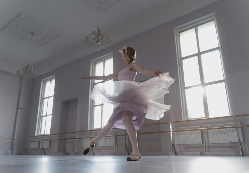 Strengthening Your Core for Ballet Pirouettes | Insights | Isabella