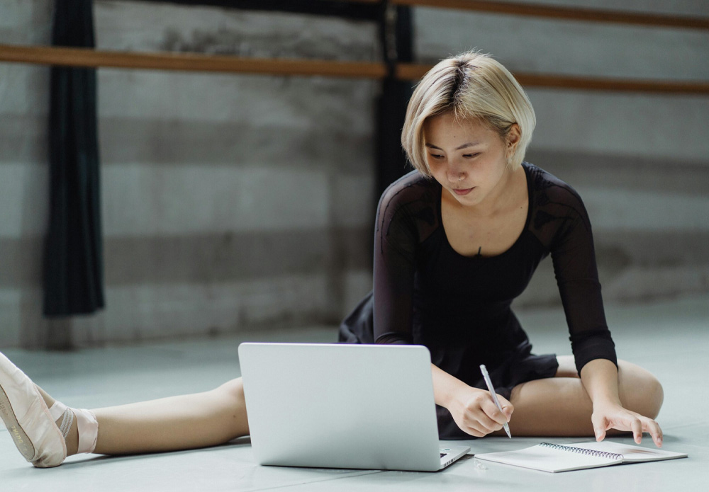The ultimate cool-down routine for ballet dancers | Insights | Isabella