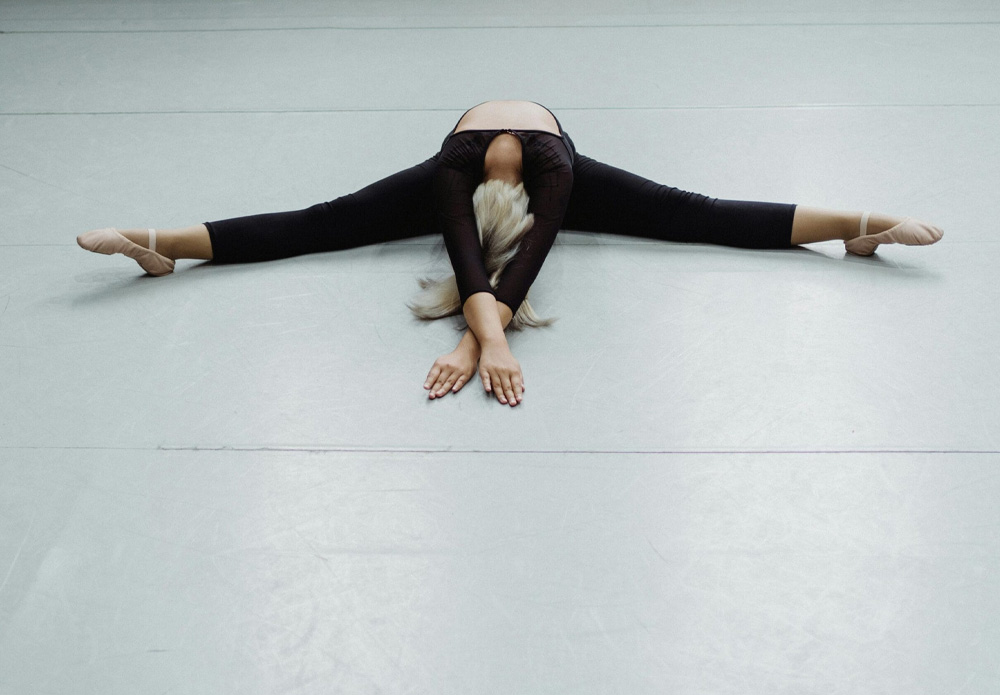 How to Improve Your Turnout Range in Ballet: Tips, Exercises, and Specialised Training Plans | Insights | Isabella