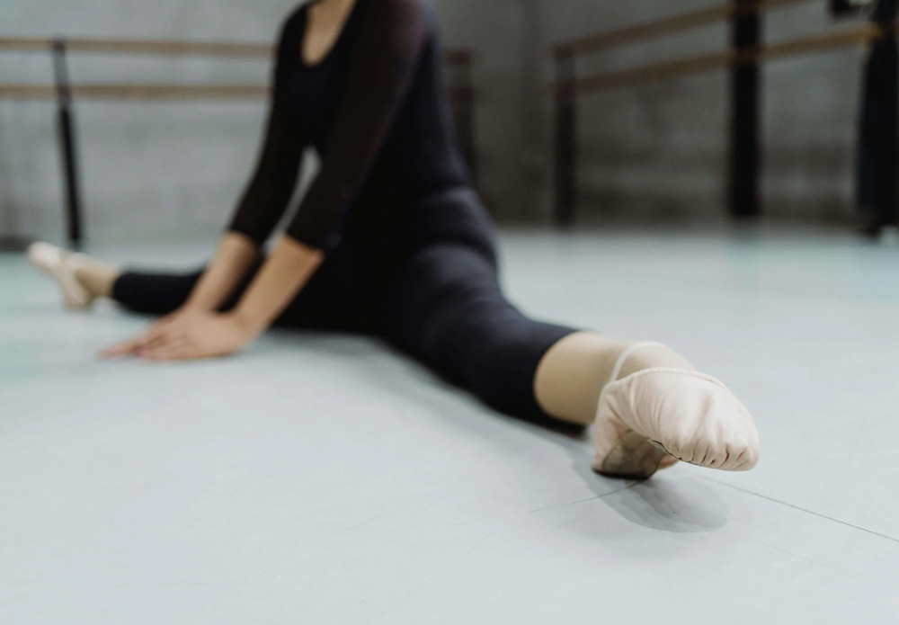 Mastering the Art of Advanced Vaganova Barre | Insights | Isabella