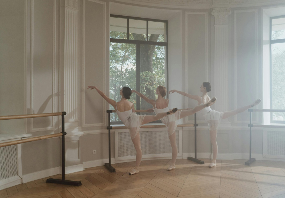 Mastering Turnout: The “Ball on the Wall” Class | Insights | Isabella