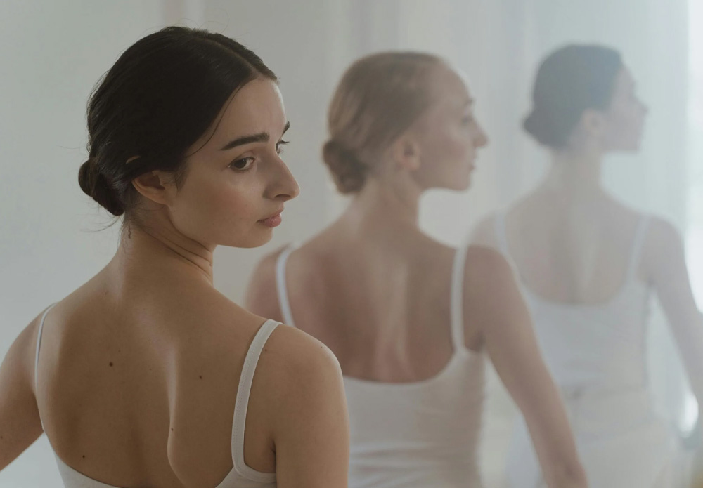 The Benefits of Online Ballet Training with Isabella | Insights | Isabella